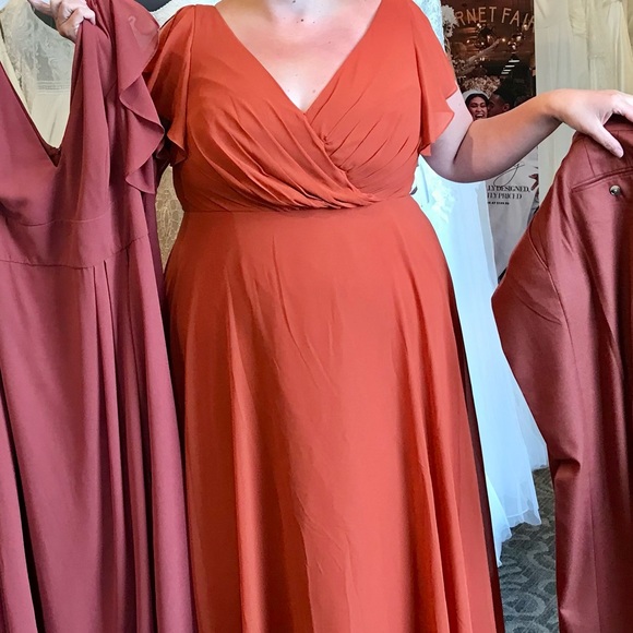 David’s Bridal Bridesmaid Dress 24 in Sedona - Picture 3 of 3